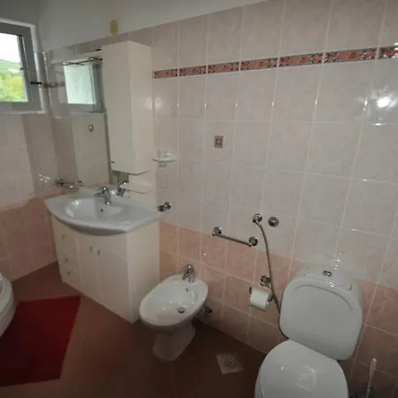 Lux Apartman Leo